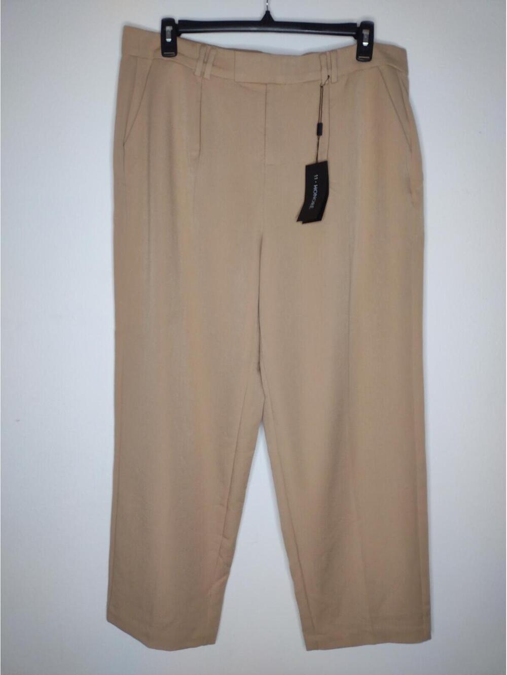 NWT 11 Honore Women's Beige Pants Size 16 Plus